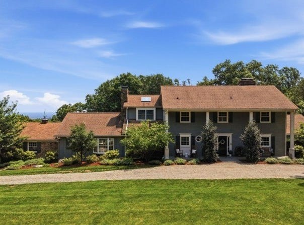 20 Ridge Rd, Tewksbury Twp., NJ 08833-4626