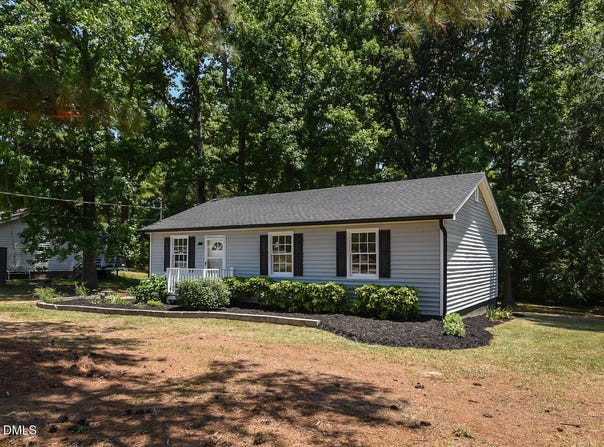 939 Cheves Road, Zebulon, NC 27597