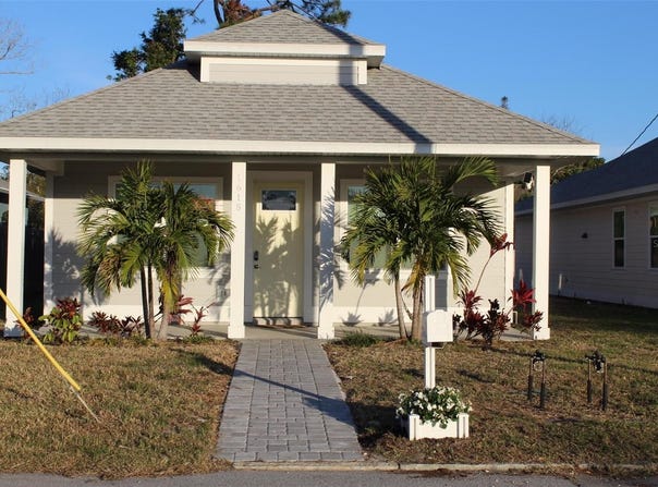 1615 17TH STREET W, BRADENTON, FL 34205