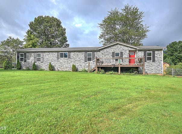 298 Rabbit Run Lane, Dryden, VA 24243