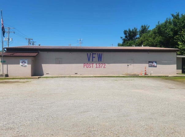 137 S East Avenue, Columbus, KS 66725