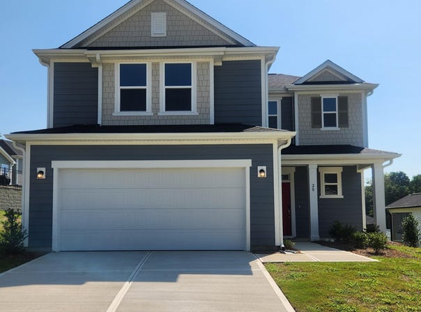 28 Longdale Drive, Graham, NC 27253