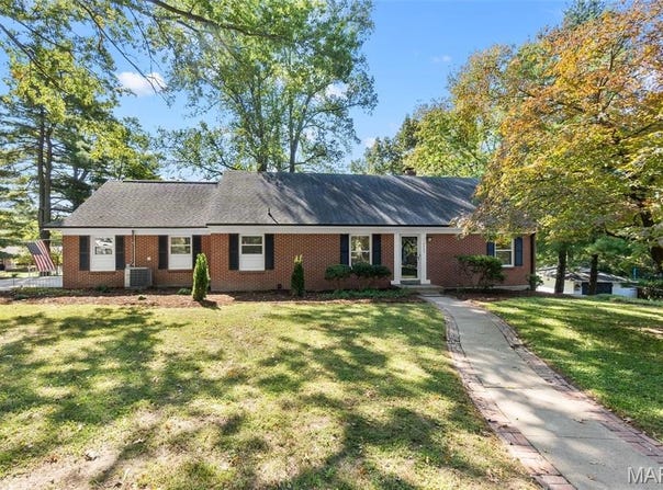 2323 Brookwood Drive, Cape Girardeau, MO 63701
