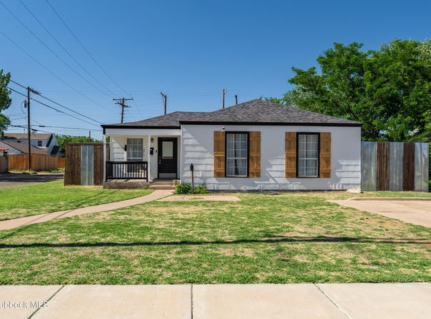 2012 29th Street, Lubbock, TX 79411