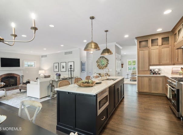 43 Park Avenue, Rumson, NJ 07760