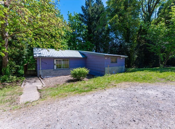 2700 UNDERHILL Ln, WestLinn, OR 97068
