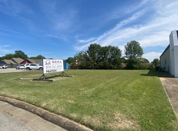 Lot 18 Southwest Square, Jonesboro, AR 72401