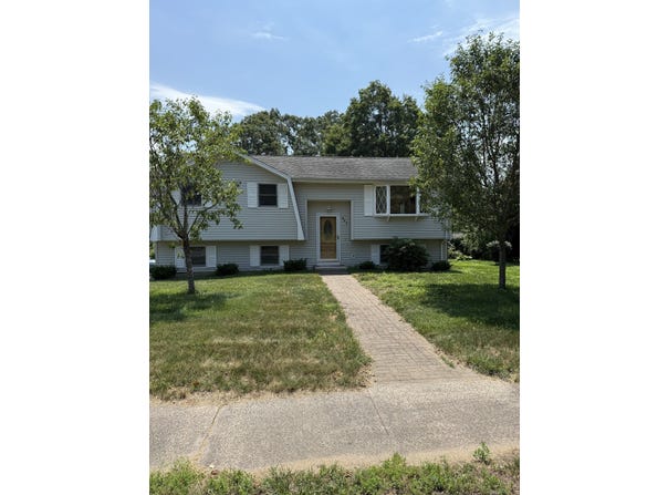 109 Ashley Road, Bristol, CT 06010