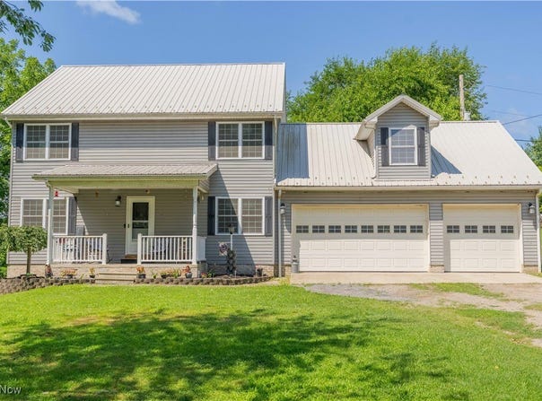 2035 Timber Road, Bergholz, OH 43908