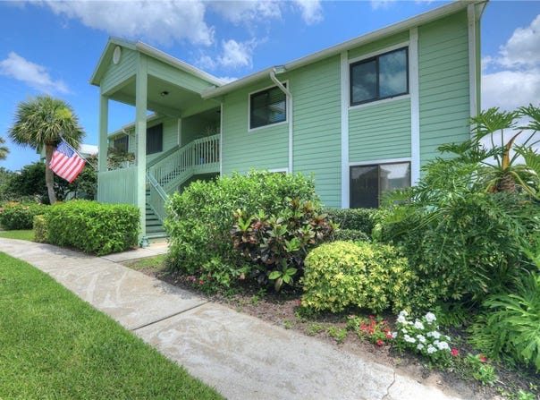 5725 Pelican Pointe Drive unit: 4, Sebastian, FL 32958