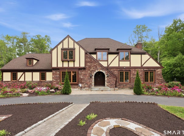 43 Windtree E, Torrington, CT 06790