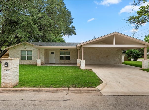 412 Oak St, Bastrop, TX 78602