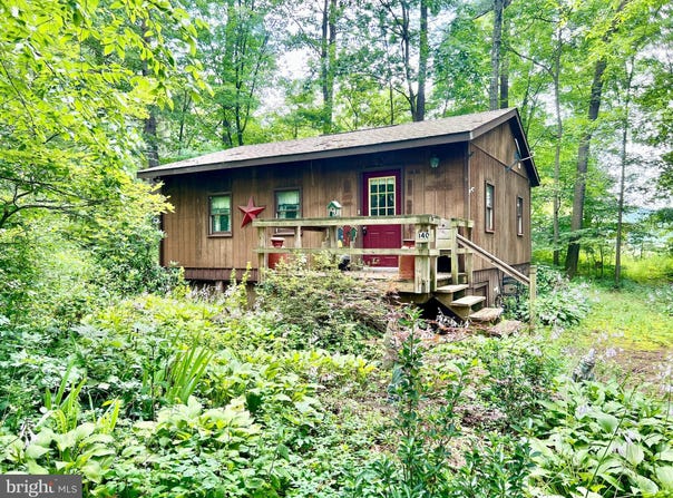 140 DOGWOOD LANE, CRYSTAL SPRING, PA 15536