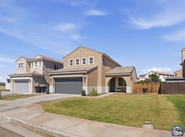 1253 N Palm Ave, Heber, CA 92249