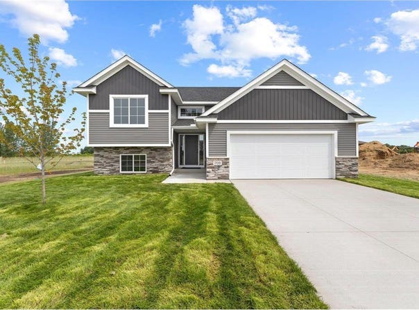 708 Margaret Lane NE, Isanti, MN 55040