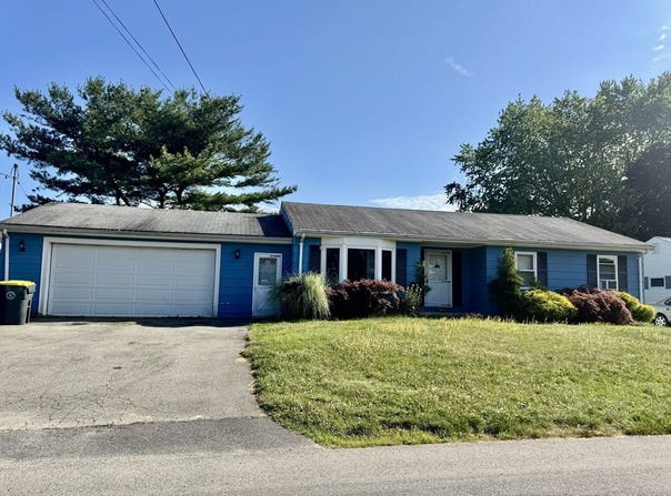 95 Samson Ave, Somerset, MA 02726
