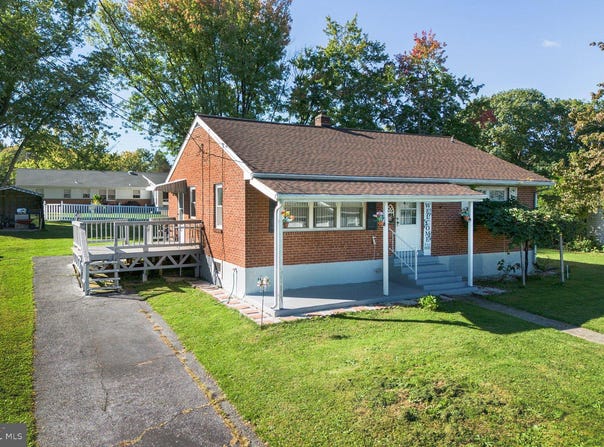 118 WAYNE Drive, HARRISBURG, PA 17112