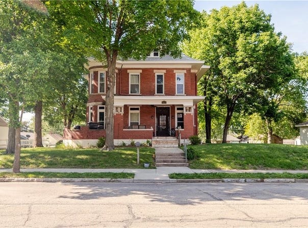 1120 Kansas Avenue, Atchison, KS 66002