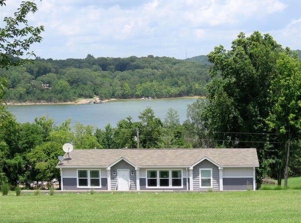 135 Paradise Way, Mammoth Cave, KY 42259