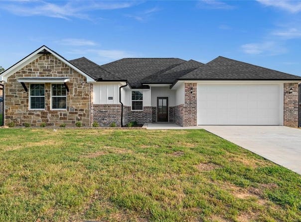 113 Hay Meadow Drive, Winona, TX 75792
