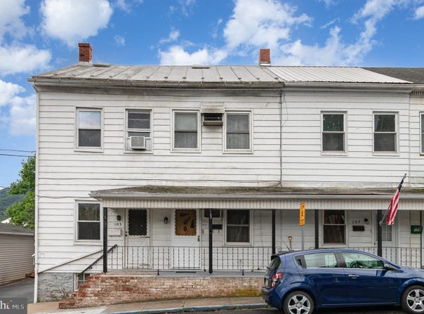 105 ANN STREET, DUNCANNON, PA 17020