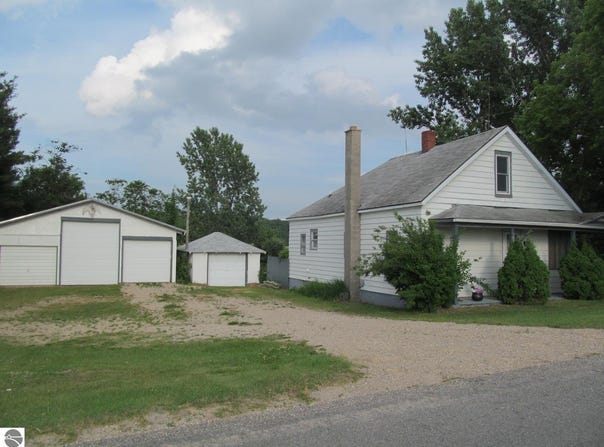 10109 S LUCAS ROAD, MCBAIN, MI 49657