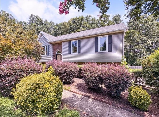 2529 White Fence Way, High Point, NC 27265