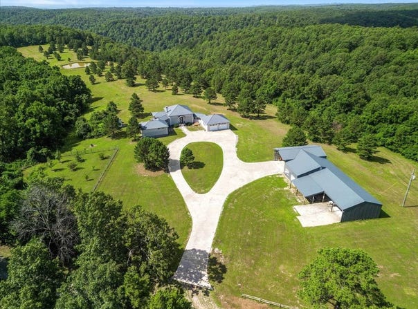 629  MILLER RIDGE LN, Yellville, AR 72687
