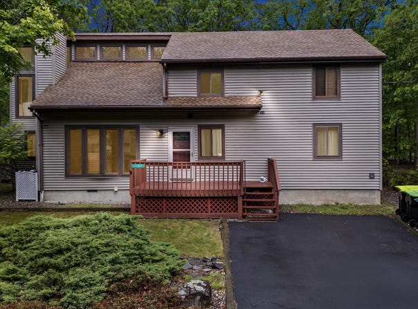 1117 Belaire Drive, East Stroudsburg, PA 18301