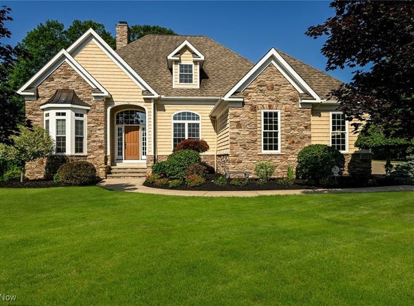 8540 Riverview Drive, Garrettsville, OH 44231