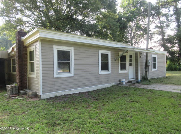 182 Will Poyner Lane, Barco, NC 27917