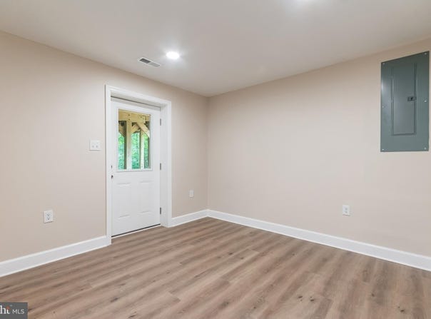 95 DEVON WAY, SHEPHERDSTOWN, WV 25443