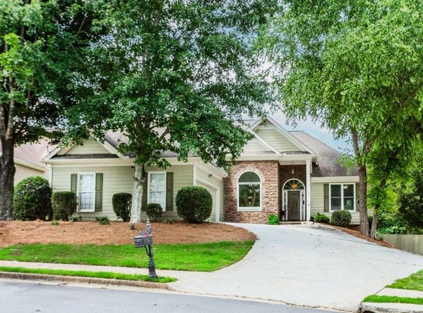 1122 Cayuga Court, Dacula, GA 30019