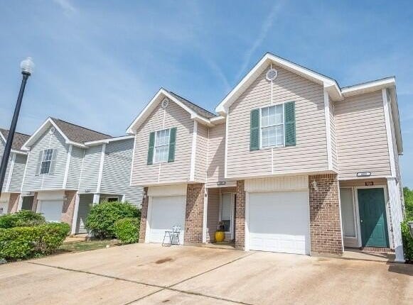 480/482 Kirk Cauldy Drive, Starkville, MS 39759