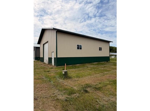 3670 Hines Road, Cushing, MN 56443
