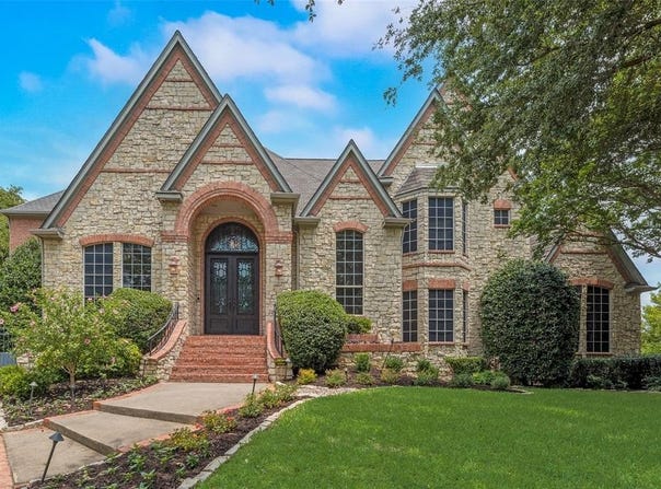 2802 High Point Court, Grapevine, TX 76051
