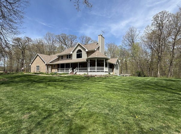 11307 Timber Lane Road, Lena, IL 61048
