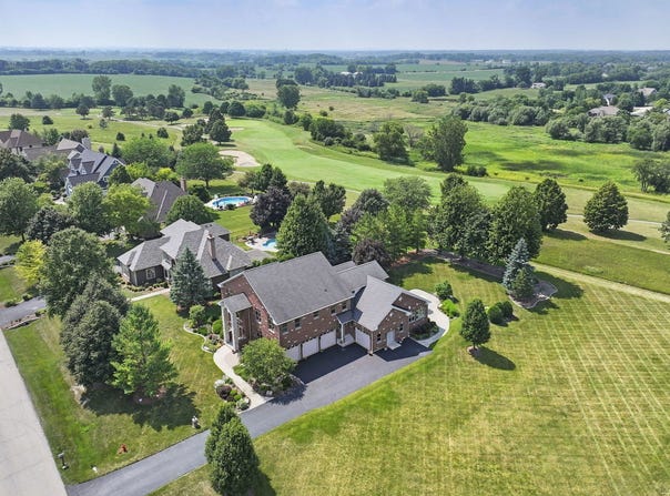 9804 Palmer Drive, Lakewood, IL 60014