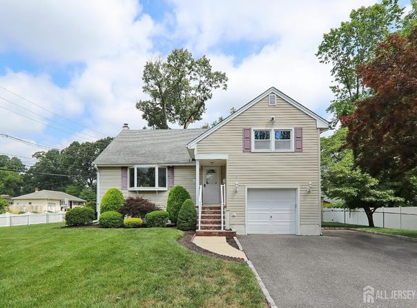 1270 S 9th Street S, South Plainfield, NJ 07080