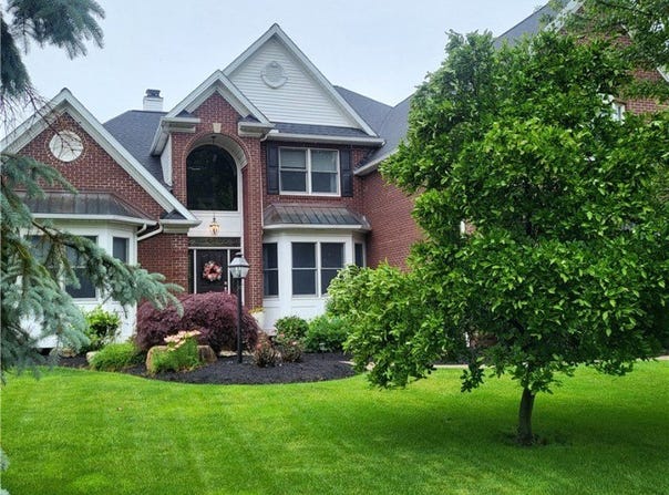 616 Coventry Place, Amherst, OH 44001