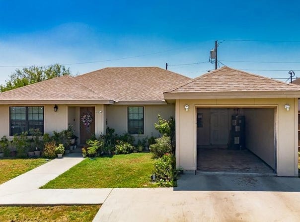 1134 Kiriaka, Eagle Pass, TX 78852