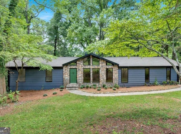 4028 Yellow Pine, Lilburn, GA 30047