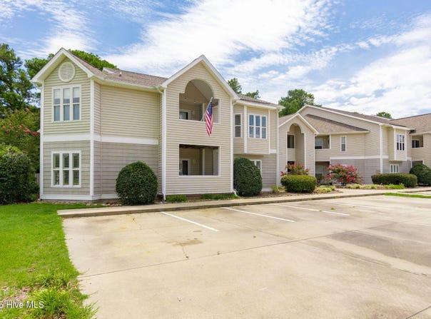 424 Commerce Avenue, Morehead City, NC 28557