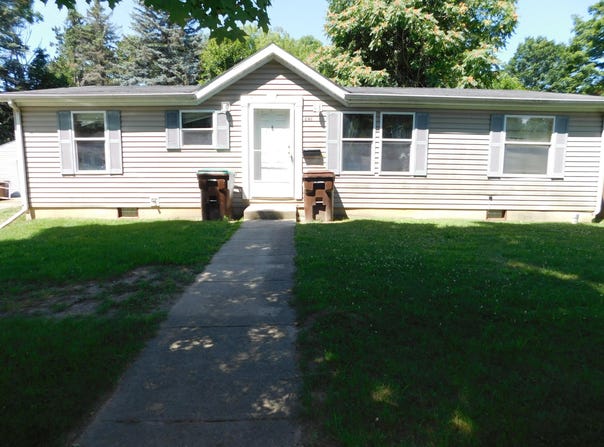 921 Hall Street, Albion, MI 49224
