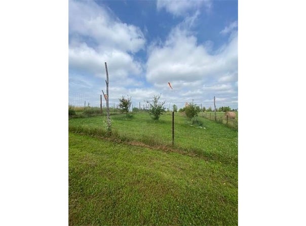 598 230th Street, East Farmington, WI 54020