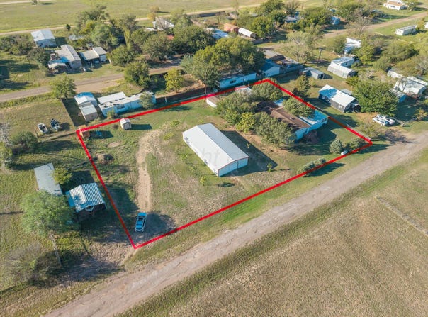213 Arthur Drive, Howardwick, TX 79226