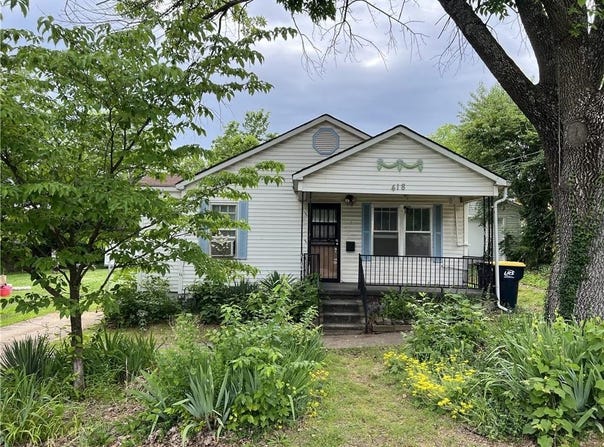 418  N Robinson  ST, Harrison, AR 72601