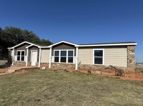 216886 E County Road 52, Mutual, OK 73853