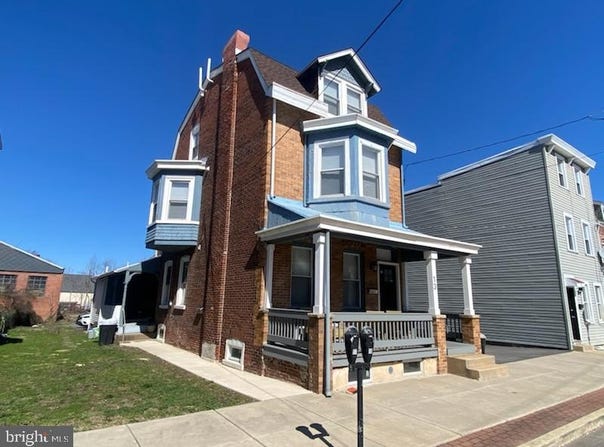 13 W 4TH STREET, BRIDGEPORT, PA 19405