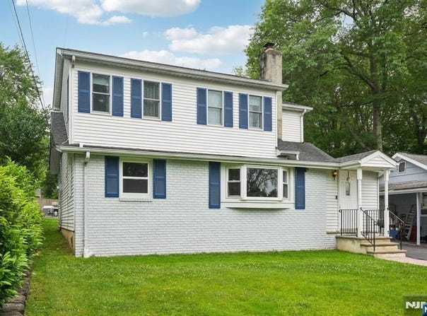 4 Lenape Trail, Wayne, NJ 07470
